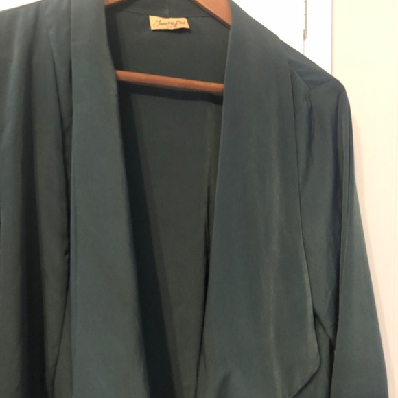 Open Green Blazer - Picture 2 of 5